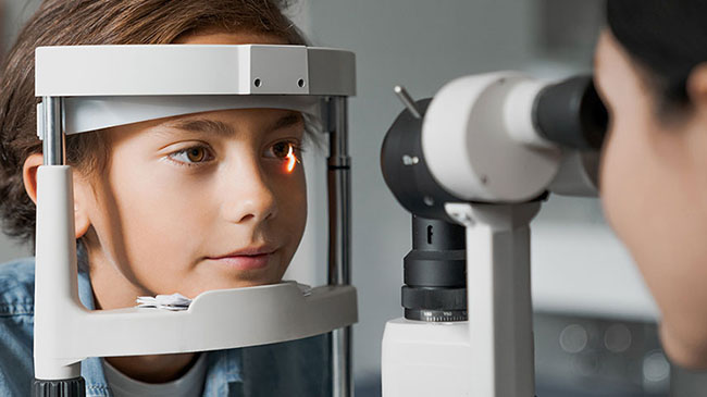 اهمیت معاینه منظم چشم در سنین مختلف