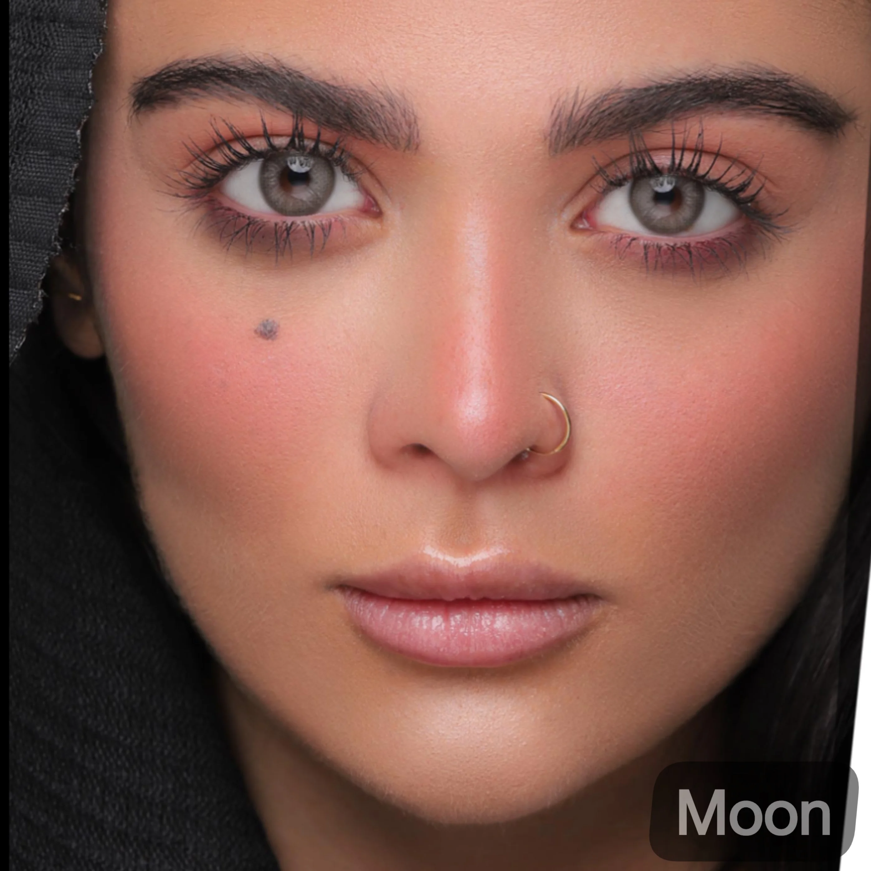 لنز رنگی سالانه یونیک (Uniqe)