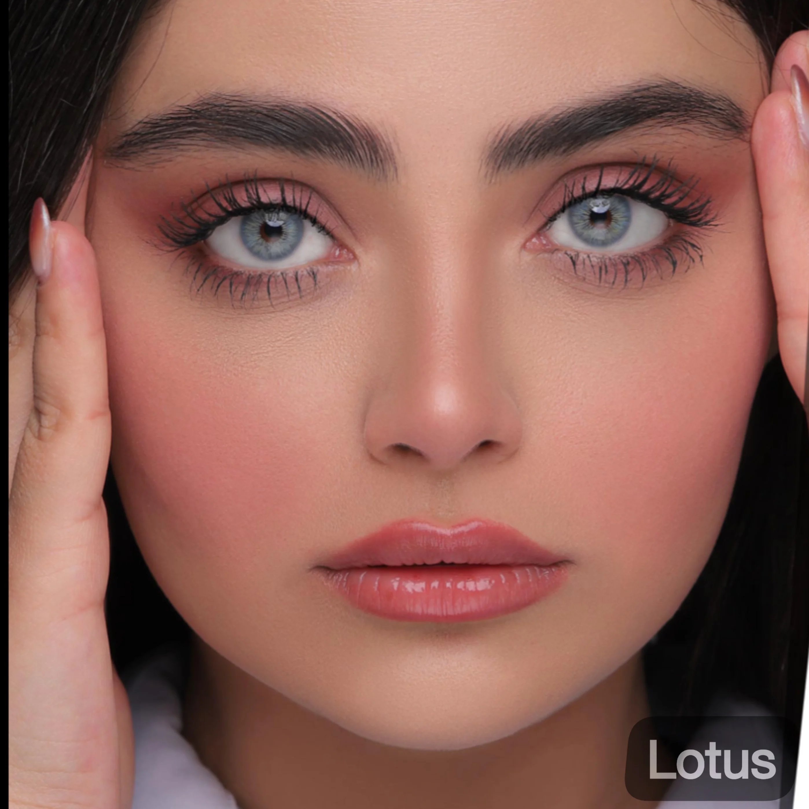 لنز رنگی ماهانه یونیک (Uniqe)