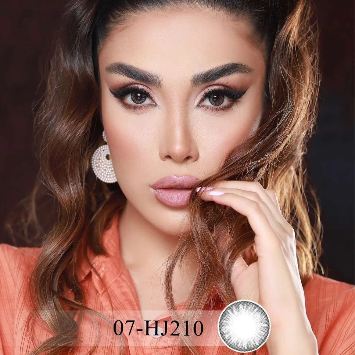 لنز رنگی سالانه هرا (Hera)