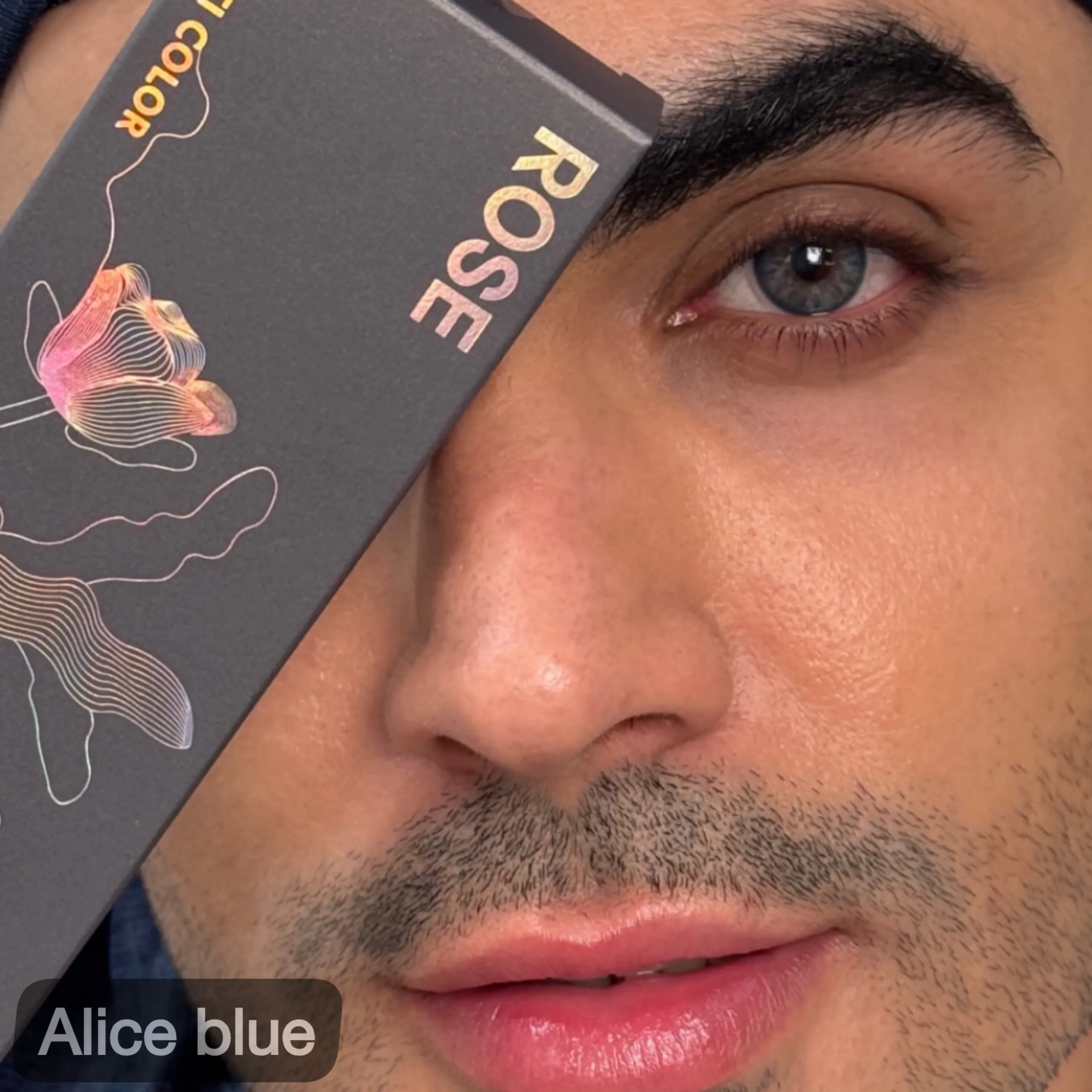 لنز رنگی ماهانه رز (Rose)