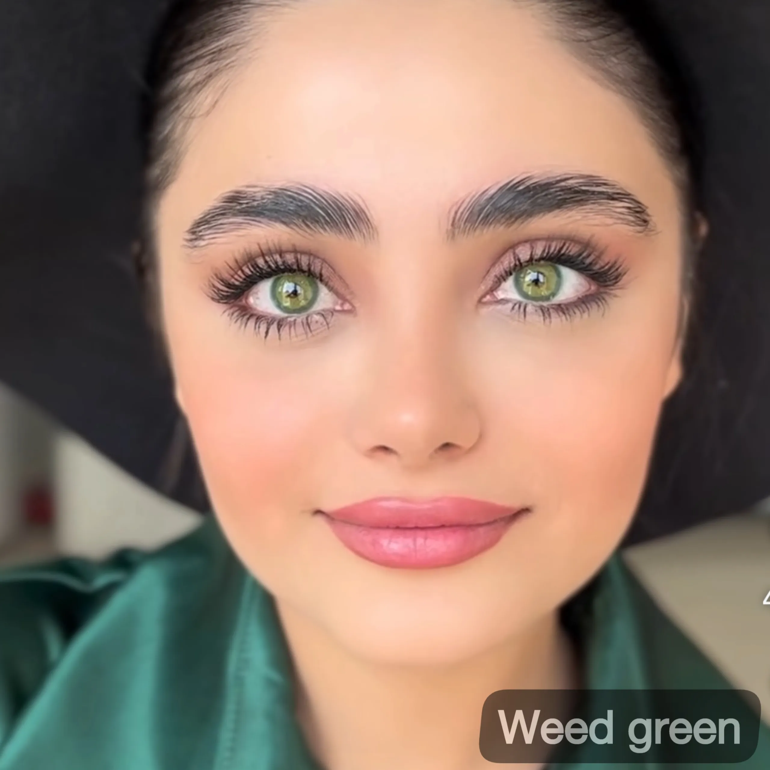 لنز رنگی سالانه یونیک (Uniqe)